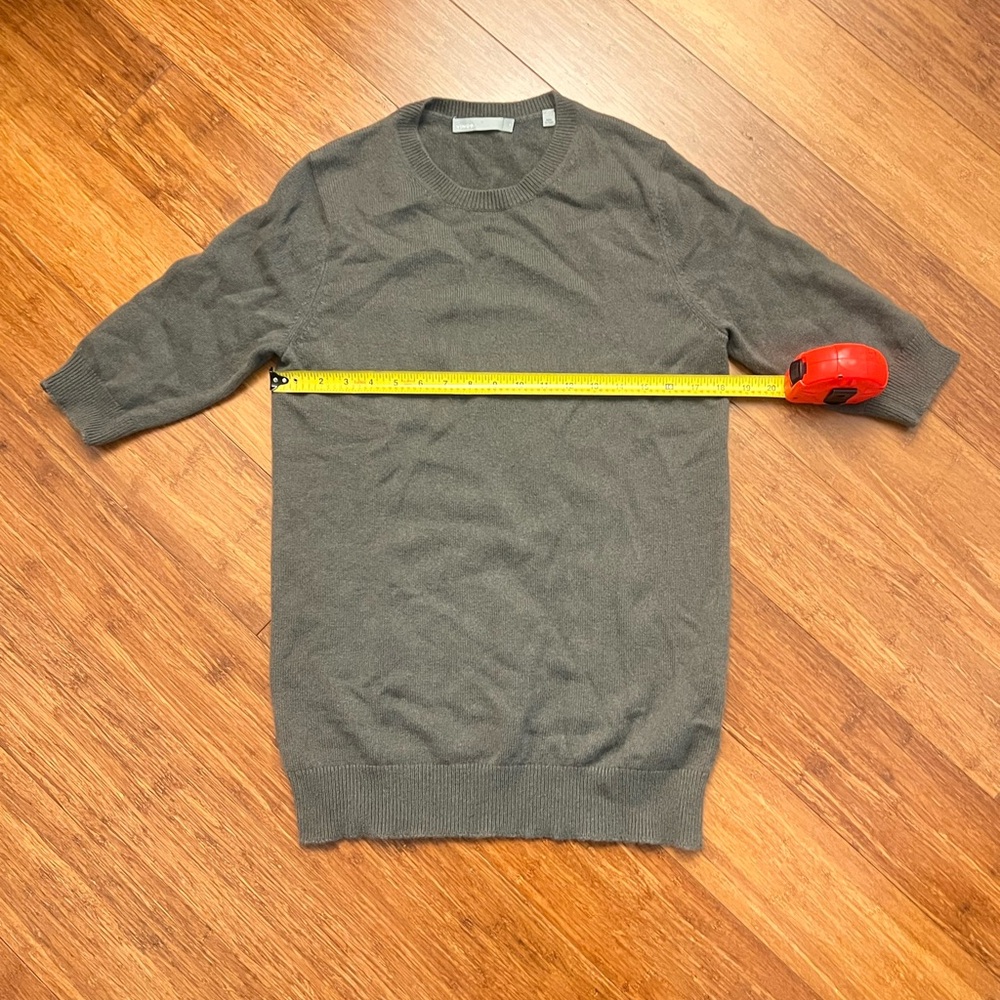 Vince 100% Cashmere Olive/Sage Green Crewneck Short Sleeved Sweater EUC